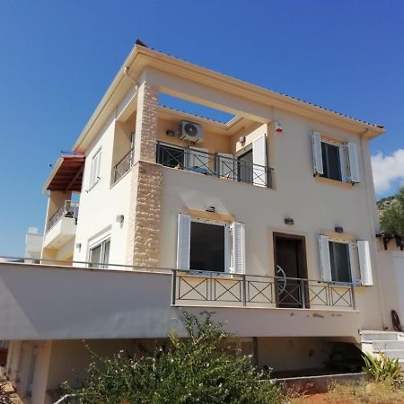 Rural 3-Bedroom House Kalamata Exterior photo