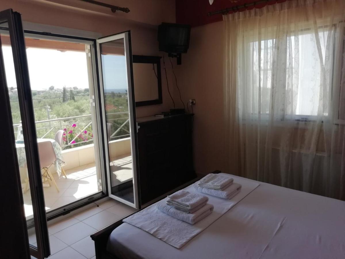 Rural 3-Bedroom House Kalamata Exterior photo